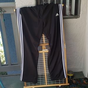 Addidas sweat pants/joggers straight leg.
